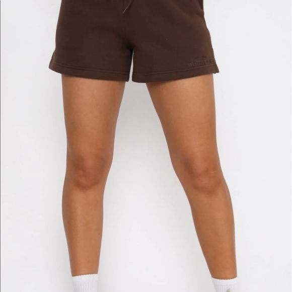 White fox sweatshirt and short set - Picture 6 of 6